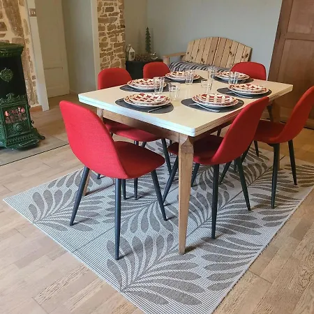 Maison Familiale Renovee Au Coeur De La Vallee, Ideal Pour 6 Personnes, Proche Vittel Et Contrexeville - Fr-1-589-485 別荘 *